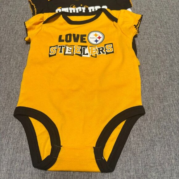 NFL Pittsburg Steelers Infant 3pk Bodysuits, 18 mos - Picture 4 of 9